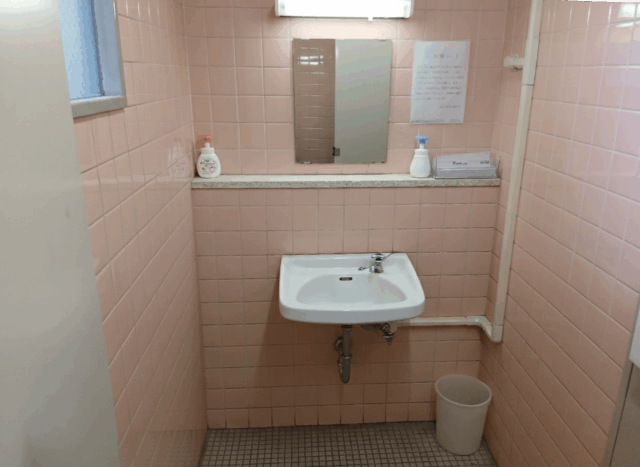 画像：東京都 給排水 トイレ改修工事